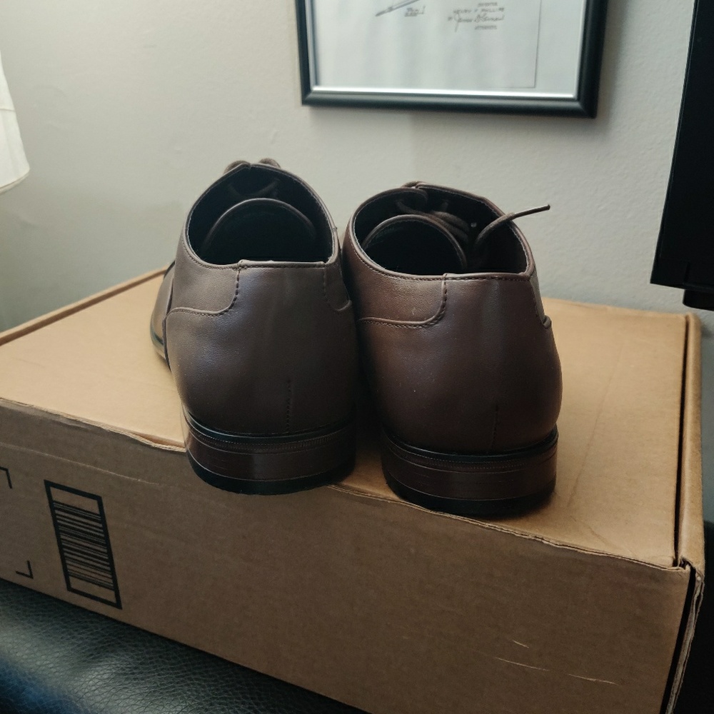 Perry Ellis Men's Toney Oxford Size 11 - Picture 5 of 8